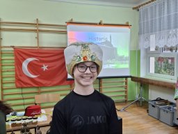 20251212_114242_easy-resize.com